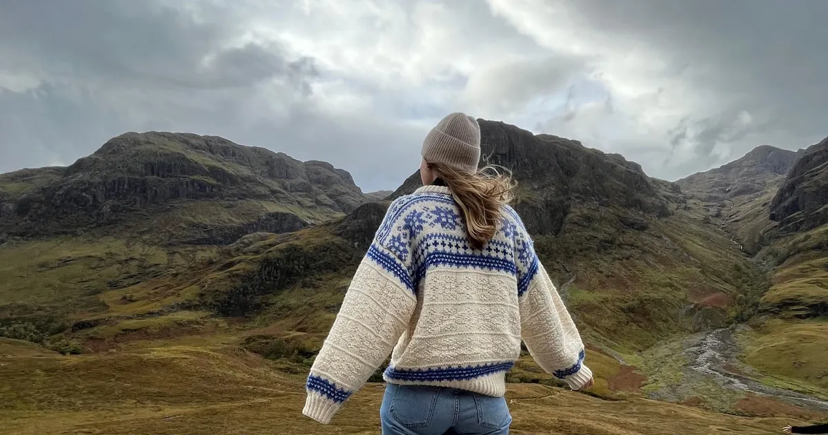 The classic Highlands day from Edinburgh, on a tour of Urquhart Castle, castle tours in Europe
